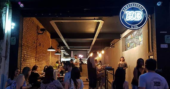 HB - Hamburgueria e Cia HB - Hamburgueria e Cia