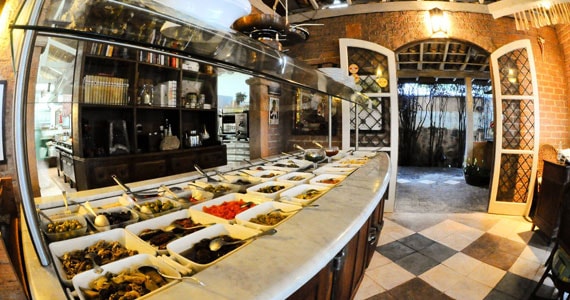 Famiglia Manzoli - Pasta & Vino