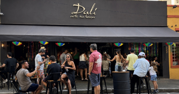 Dalí - Arte na Brasa