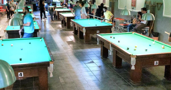 Bola Sete Snooker Bar