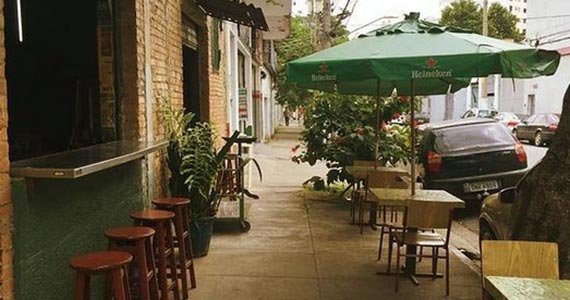 4E20 Vynil Music Bar 4E20 Vynil Music Bar