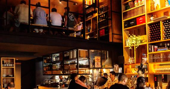 Elevado Bar