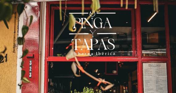 Pinga y Tapas