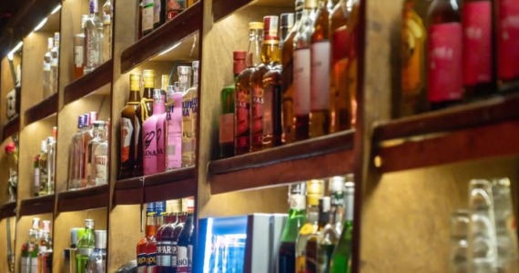 Sóshots & Gin Club Sóshots & Gin Club