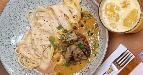 Tropicali Restaurante e Eventos