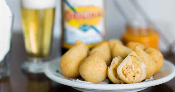 Bar e Petiscaria Alvará Bar e Petiscaria Alvará