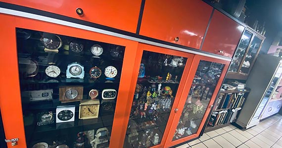 Caos - Antiguidade & Bar