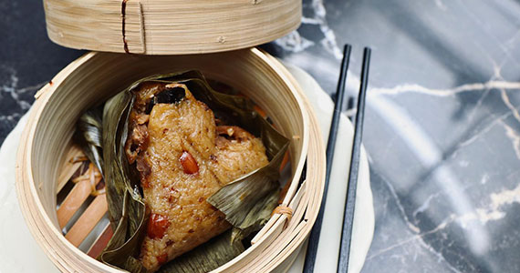 EAST - Kitchen & Bar EAST - Kitchen & Bar