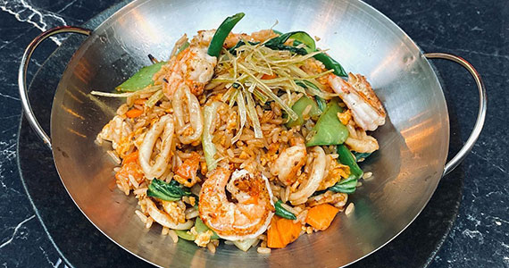 EAST - Kitchen & Bar EAST - Kitchen & Bar