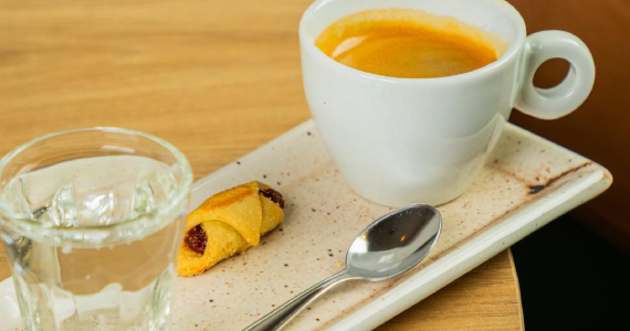 Lay Low Cafés Especiais Lay Low Cafés Especiais