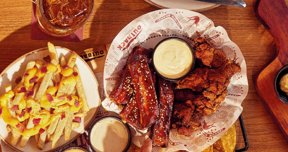 Outback Steakhouse - Center Norte Outback Steakhouse - Center Norte