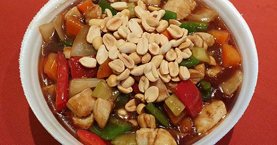 Taiyoo - Praça da Árvore