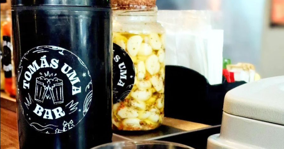 Tomás Uma Bar