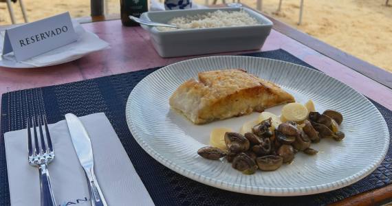 Viana Praia & Restaurante