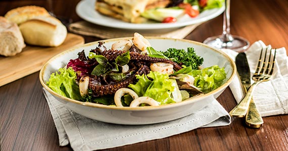 Zillis Bar Lounge & Restaurante Zillis Bar Lounge & Restaurante