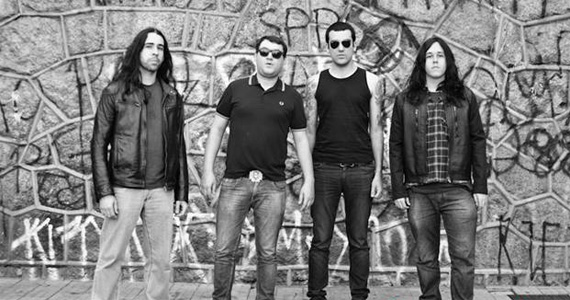 Banda Stoneria apresenta seu primeiro EP Máquina de Sexo na Praça Victor Civita Banda Stoneria apresenta seu primeiro EP Máquina de Sexo na Praça Victor Civita