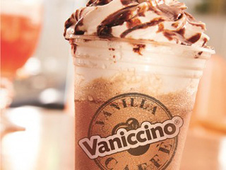 Bebida gelada à base de café e a aposta do Vanilla Caffè para o verão