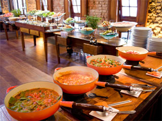 Restaurante Café Journal reformula seu buffet para o final de ano