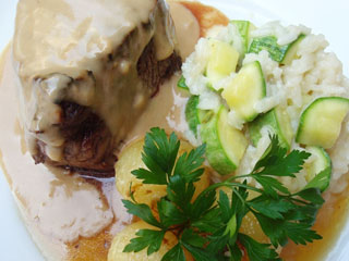 O Restaurante Casinha de Monet Bistrô resolveu estender seu cardápio do Restaurant Week. O Restaurante Casinha de Monet Bistrô resolveu estender seu cardápio do Restaurant Week.