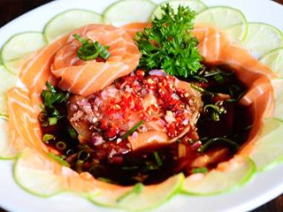 Kitai Sushi Bar: além dos tradicionais pratos japoneses, casa prepara refeições inesperadas