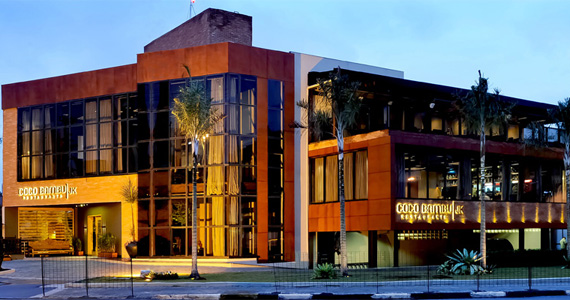 Coco Bambu JK oferece jantar seguido de festa para celebrar o Ano Novo Coco Bambu JK oferece jantar seguido de festa para celebrar o Ano Novo