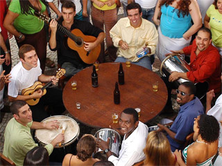 Destaque do mês: Grupo Galocantô dia 1° de Março, quinta-feira, no Traço de União Destaque do mês: Grupo Galocantô dia 1° de Março, quinta-feira, no Traço de União