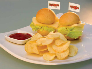 São paulo ganha Happy-In-Roll, a primeira rede sustentável de mini salgados São paulo ganha Happy-In-Roll, a primeira rede sustentável de mini salgados