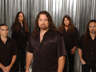 Bandas Symphony X e MindFlow se apresentam em junho na Via Funchal
