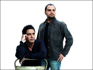 Zezé Di Camargo e Luciano se aprsentam no aniversário de São Bernardo do Campo Zezé Di Camargo e Luciano se aprsentam no aniversário de São Bernardo do Campo