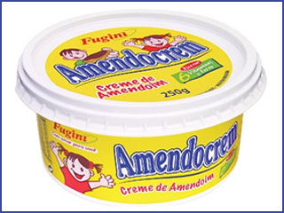 Amendocrem ganha duas novas versões: Creamy E Crunch e agita o setor de varejo comprovando a força da marca e a simpatia dos consumidores pelo produto Amendocrem ganha duas novas versões: Creamy E Crunch e agita o setor de varejo comprovando a força da marca e a simpatia dos consumidores pelo produto