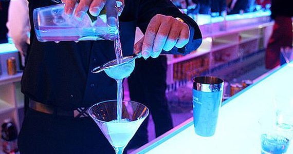 Um brinde! Dia 4 de outubro é comemorado Dia do Bartender