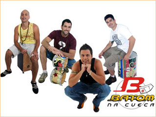 O grupo Batom na Cueca comanda festa universitária em São Carlos - SP