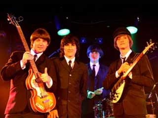 Show Beatles 4Ever – Carreira Solo no Teatro Crowne Plaza Show Beatles 4Ever – Carreira Solo no Teatro Crowne Plaza