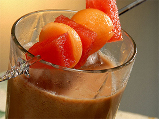 Drink de café, sem álcool, para o Dia das Crianças Drink de café, sem álcool, para o Dia das Crianças