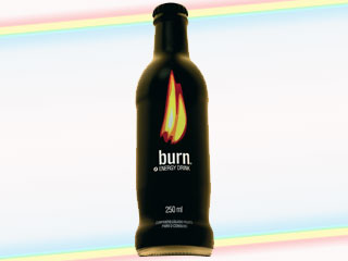 Coca-Cola FEMSA comercializa primeiro energético em garrafa de vidro do Brasil