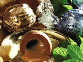 Para comemorar o Dia do Amigo, Cacau Show apresenta campanha 'Amigo em dobro' Para comemorar o Dia do Amigo, Cacau Show apresenta campanha 'Amigo em dobro'