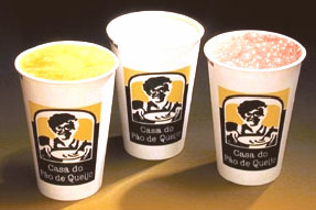 Casa do Pão de Queijo relança seus sucos de frutas com polpas misturadas