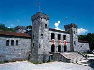 A vinícola Château Lacave, de Caxias do Sul, se prepara para receber turista na época da colheita das uvas A vinícola Château Lacave, de Caxias do Sul, se prepara para receber turista na época da colheita das uvas