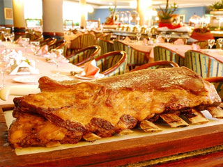“Churrascaria OK” oferece carnes exóticas no cardápio “Churrascaria OK” oferece carnes exóticas no cardápio