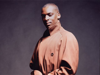 Vocalista Britânico Cleveland Watkiss se apresenta no Ao Vivo Music Vocalista Britânico Cleveland Watkiss se apresenta no Ao Vivo Music