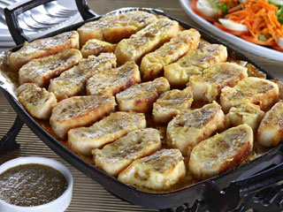 Delícias do cardápio e sorteio de bolsas são atrações do almoço do Dia das Mães no Bar do Juarez