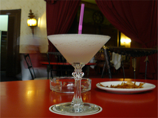 Daiquiri - Um dos mais famosos drinks cubanos Eventos BaresSP 570x300 imagem