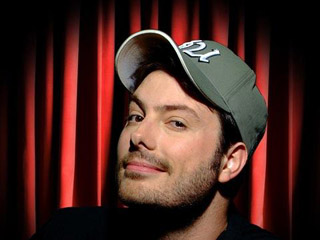 Temporada de stand-up comedy de Danilo Gentili em São Paulo é prorrogada Temporada de stand-up comedy de Danilo Gentili em São Paulo é prorrogada