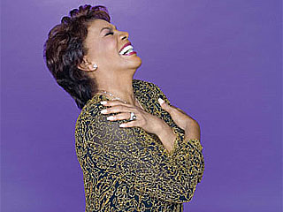 Dionne Warwick & Family With David and Cheyenne Elliott na Via Funchal