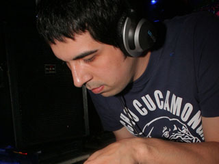 Projeto Discoteca Kamikaze apresenta sua 8ª edição no Vegas Club