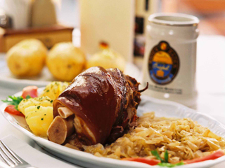 “Choperia Baden Baden” lança cardápio de verão harmonizado com cervejas, trutas e frutas vermelhas