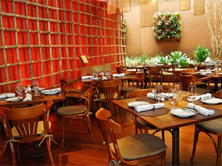 Esch Café lança novo cardápio com drinques inusitados Esch Café lança novo cardápio com drinques inusitados