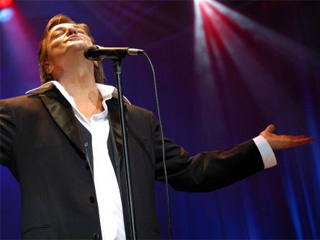 Fabio Jr. Lota o HSBC Brasil no fim de semana em São Paulo Fabio Jr. Lota o HSBC Brasil no fim de semana em São Paulo