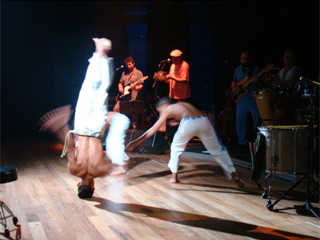 Ladodalua apresenta shows de percussão no Centro Cultural Rio Verde