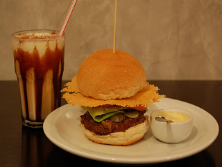 Hamburgueria 162 apresenta em seu cardápio variedade de Milk Shake